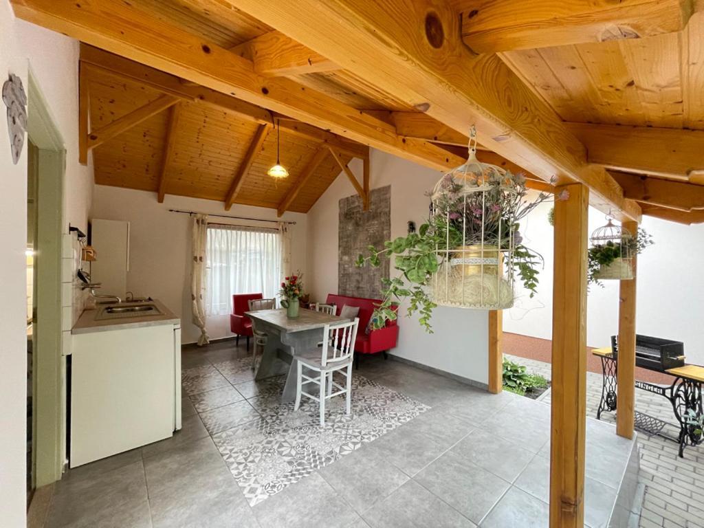 Ibolya Apartman Csisztapuszta Екстер'єр фото